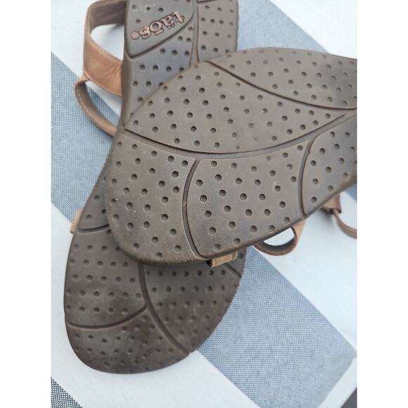 Taos Trophy 2 Sandals Women's Size 10 Brown Leather Strappy Comfort Walking - Picture 9 of 15